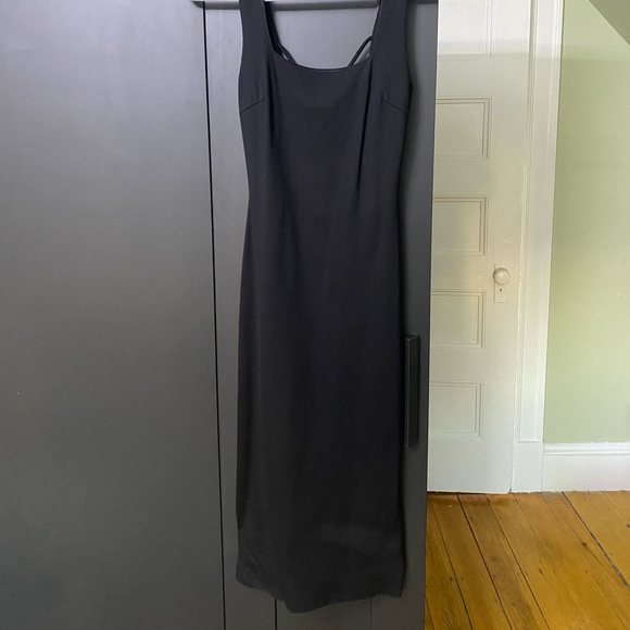Black Open Back Windsor Dress - Picture 2 of 8